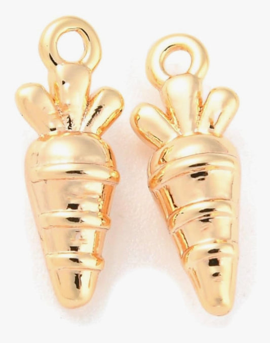 Carrot charm